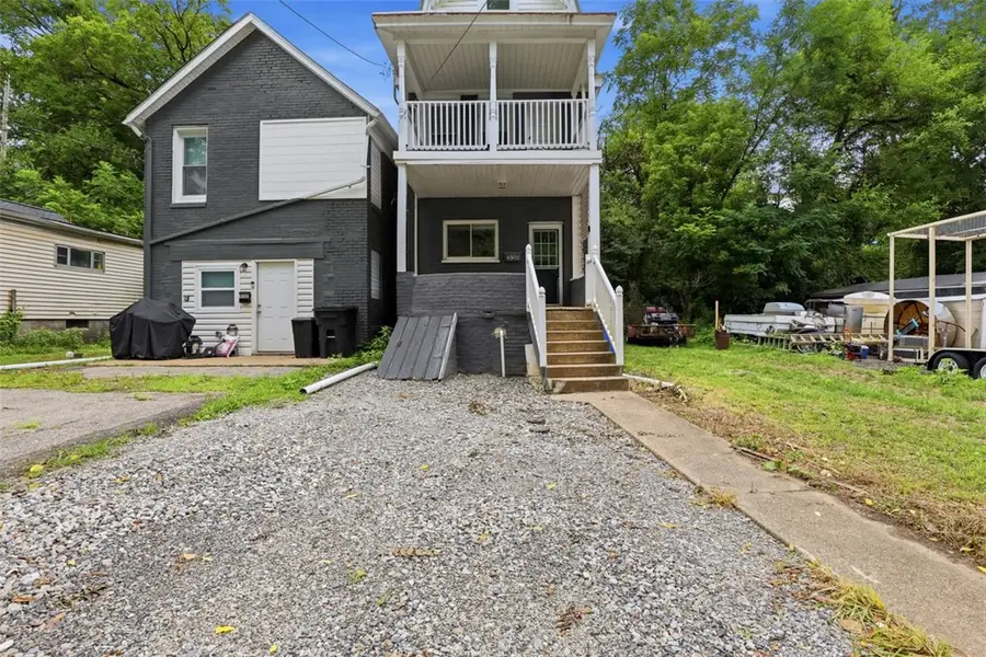 330 Nesbitt St, Carnegie, PA 15106 - #3