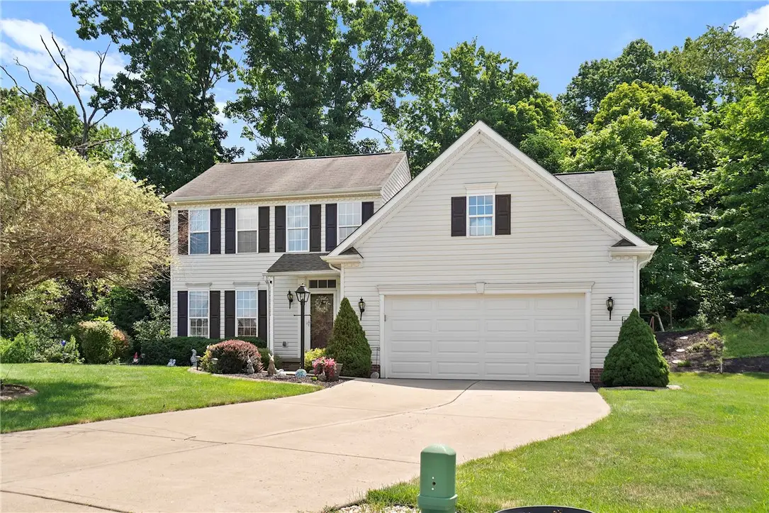142 Bradford Square Dr, Trafford, PA 15085 - #1
