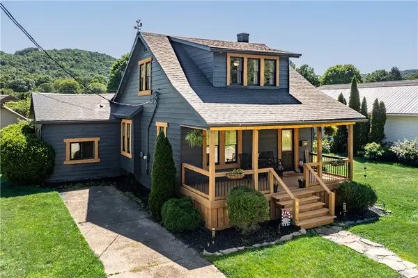 829 Oden St, Confluence, PA 15424