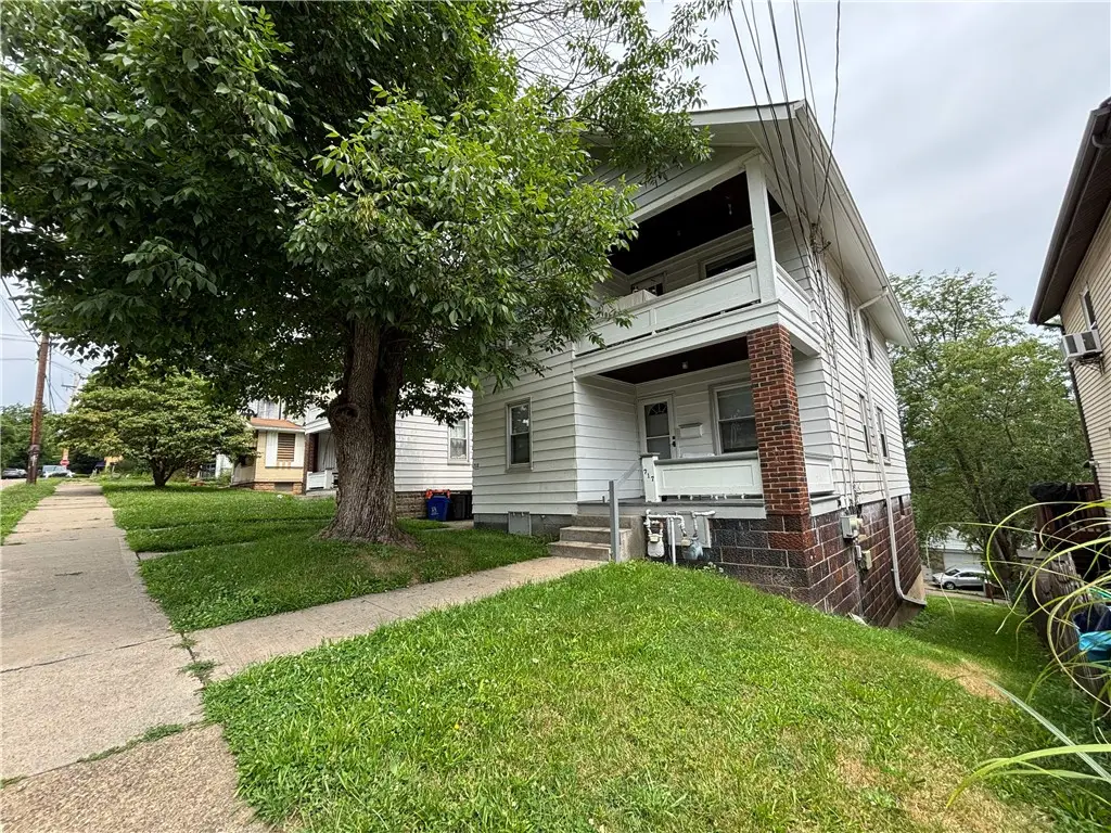 715-717 Hiland Ave, Coraopolis, PA 15108 - #1