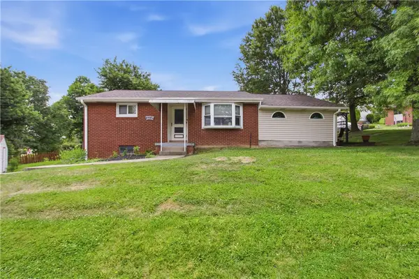 400 Virginia Drive, Oakdale, PA 15071