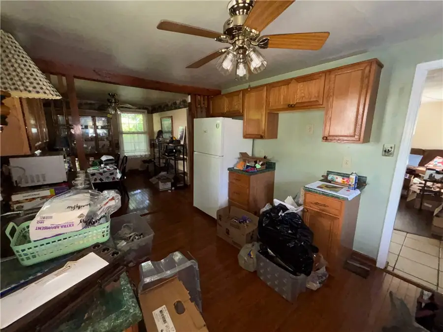 224 Seneca Dr, Arnold, PA 15068 - #3