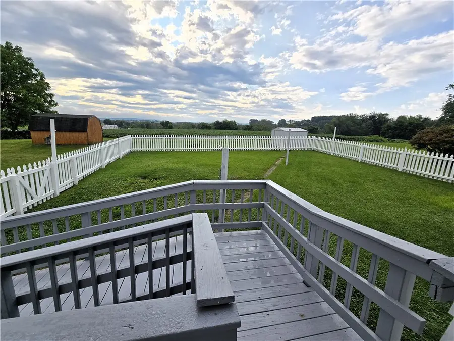 206 Meadowview Dr, Latrobe, PA 15650 - #3