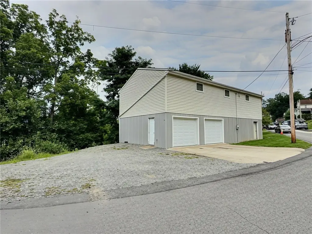 437 E Prospect Ave, Washington, PA 15301 - #1