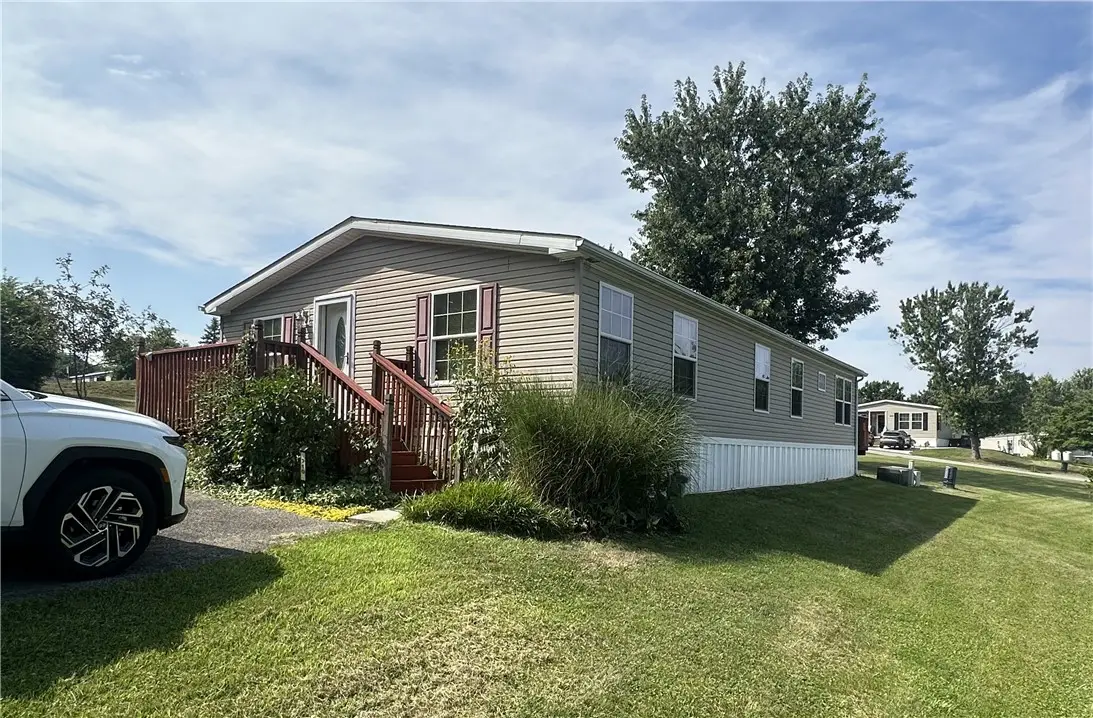 710 Slate Ave, Cranberry, PA 16066 - #1