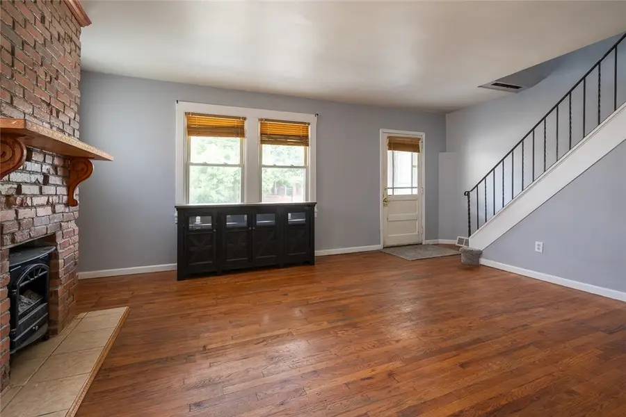 314 Meredith St, Pittsburgh, PA 15210 - #3