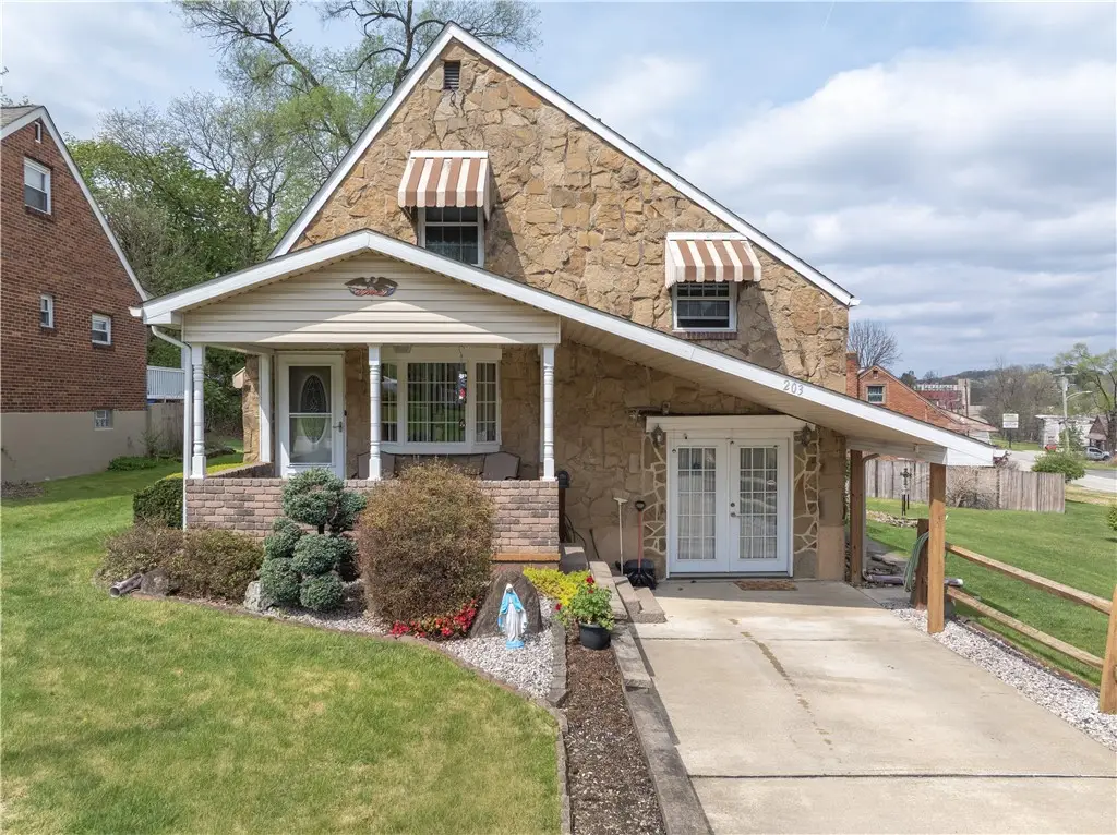 203 George St, Jeannette, PA 15644 - #1