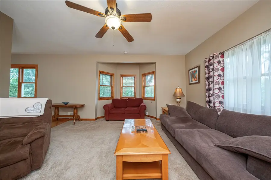 25 Sylvia Ave, Pittsburgh, PA 15214 - #3