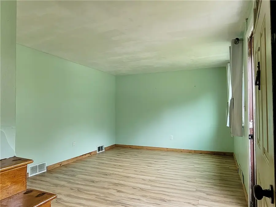 5 Marie Avenue, Pittsburgh, PA 15223 - #3