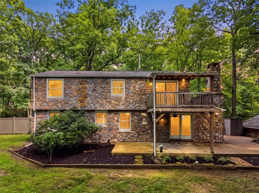 204 Summerfield Dr, Baden, PA 15005 - #2