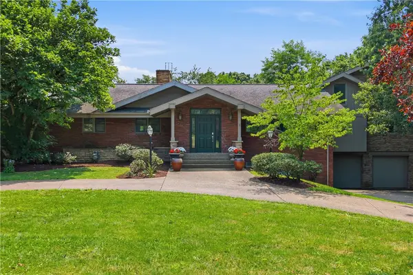 2072 Outlook Drive, Pittsburgh, PA 15241