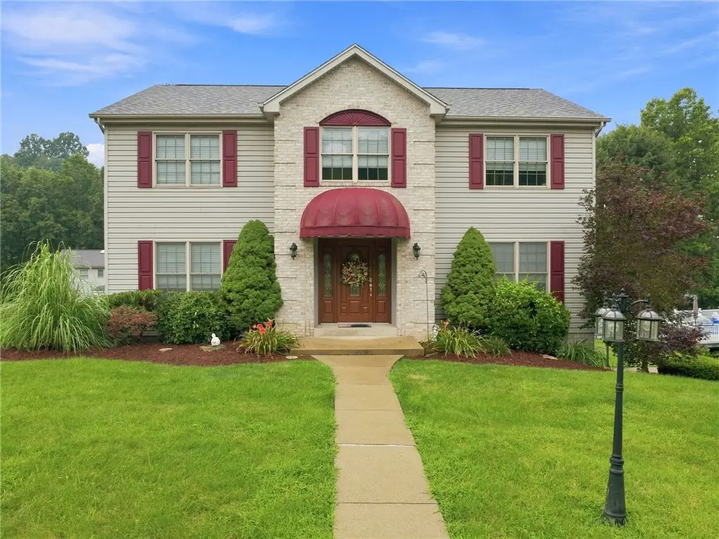 212 Apple Hill Dr, Delmont, PA 15626 - #1