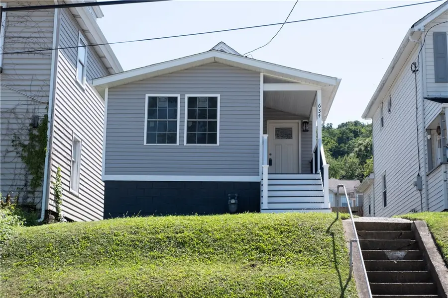 634 6th Avenue, Coraopolis, PA 15108 - #2