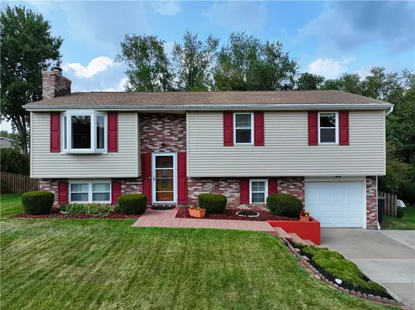 213 Brookston Dr, Cranberry Twp, PA 16066