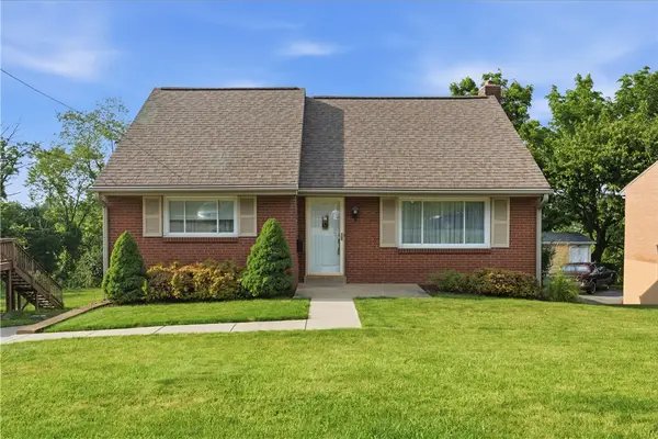 1276 Raven Dr, Pittsburgh, PA 15243