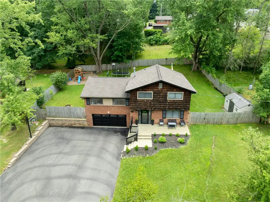 615 Greenspring Dr, Gibsonia, PA 15044 - #3