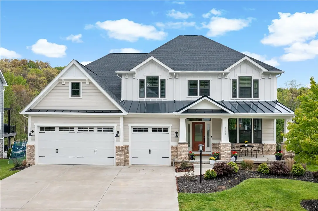 321 Crest Ln, Mars, PA 16046 - #1