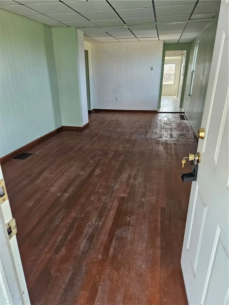 360 Edna St, East McKeesport, PA 15035 - #2