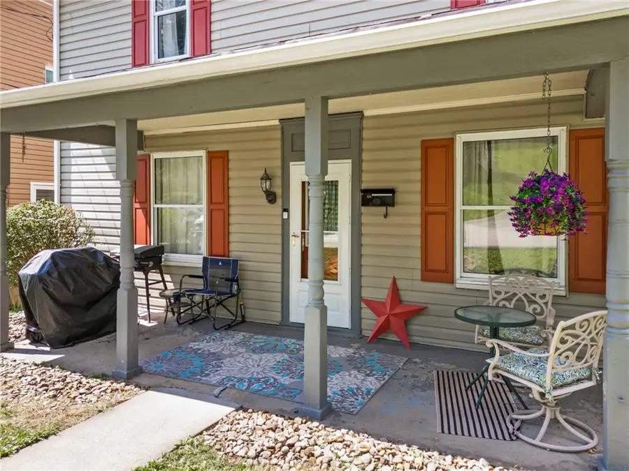 259 Cherry Ave, Houston, PA 15342 - #2