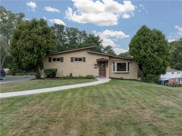 3269 Forest Road, Bethel Park, PA 15102