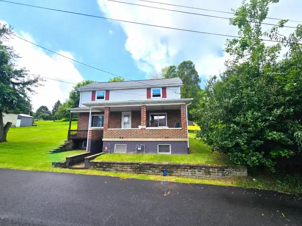 1546 North Avenue, Leechburg, PA 15656