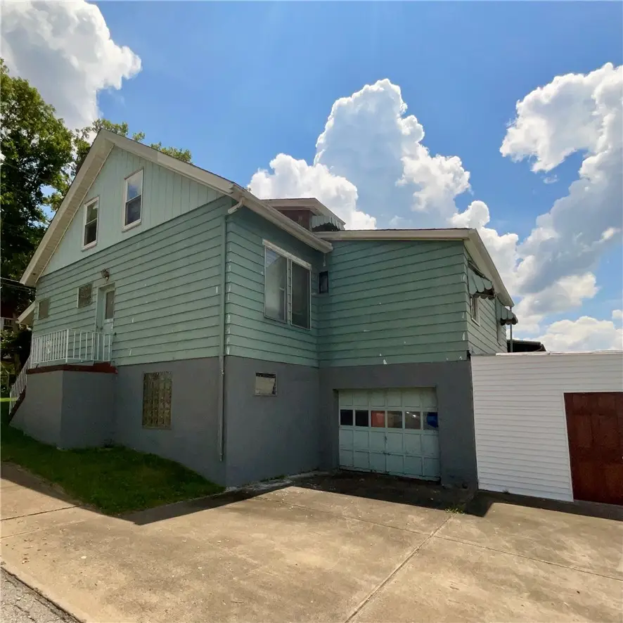 1500 Grandview Ave, McKeesport, PA 15132 - #3
