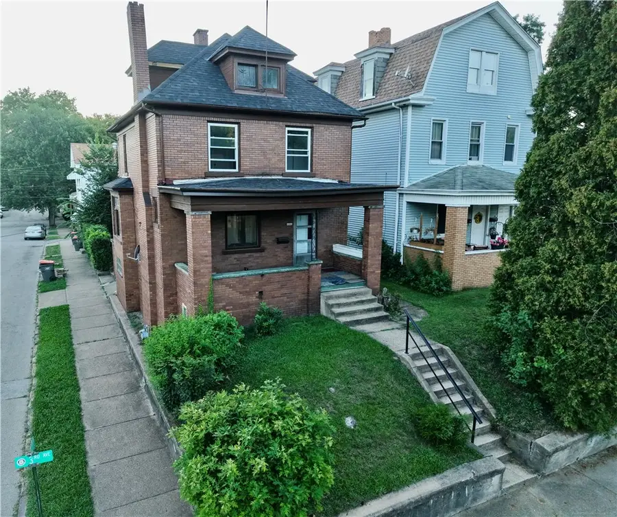 1201 3rd Avenue, Beaver Falls, PA 15010 - #3