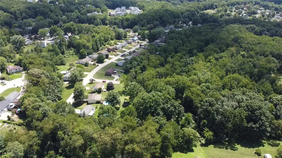 00 Mendip, South Park, PA 15129 - #2