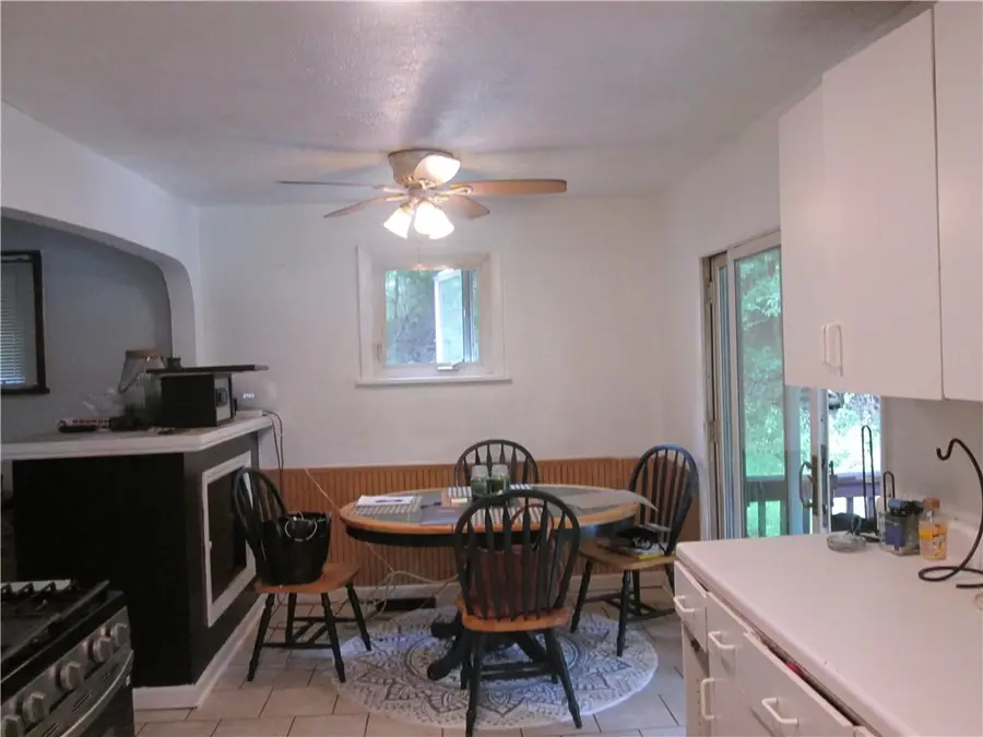 626 Vilsack Rd, Glenshaw, PA 15116 - #3