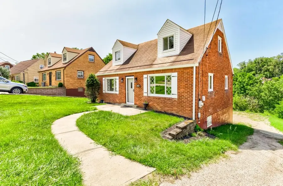 6340 Helen St, South Park, PA 15129 - #3