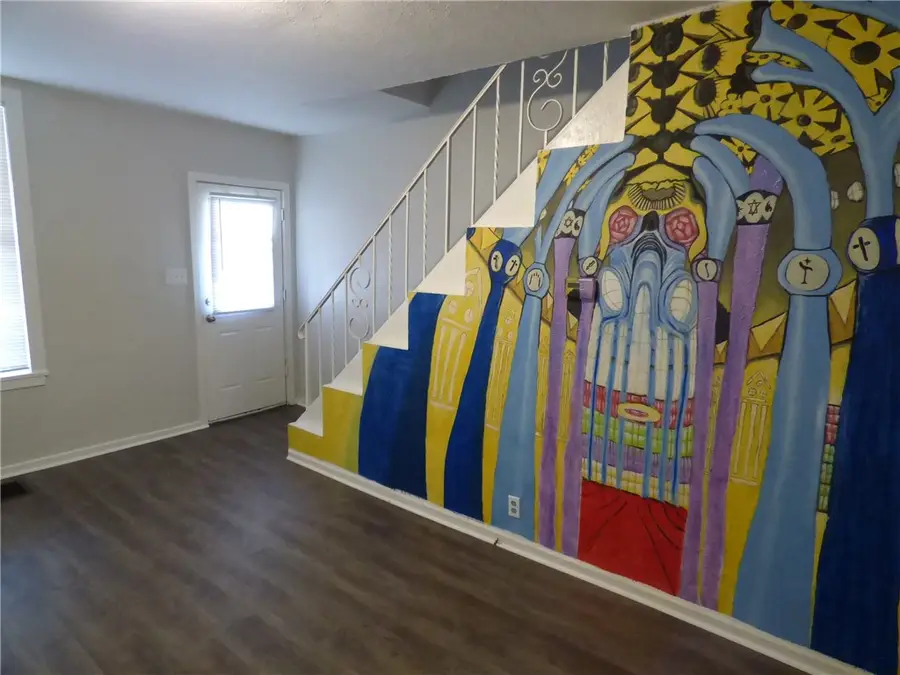 1134 Race St, Stowe, PA 15136 - #3