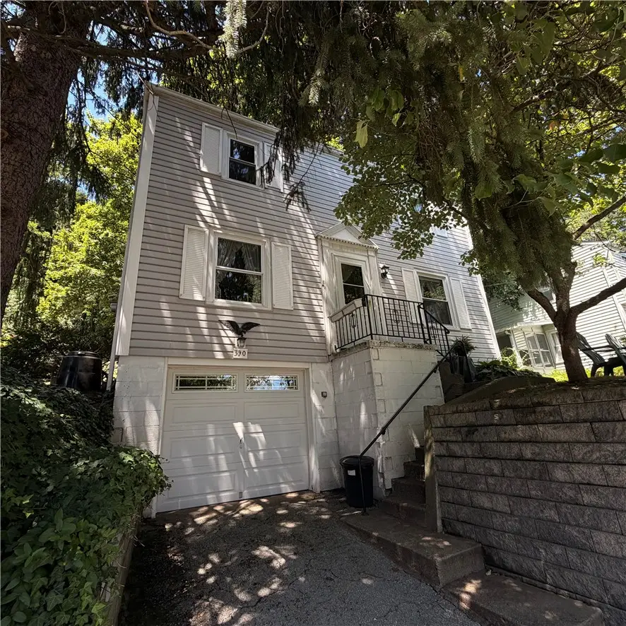 390 6th St, Beaver, PA 15009 - #1