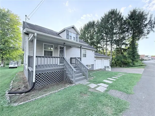 615 Pala Ave, Fairbank, PA 15435