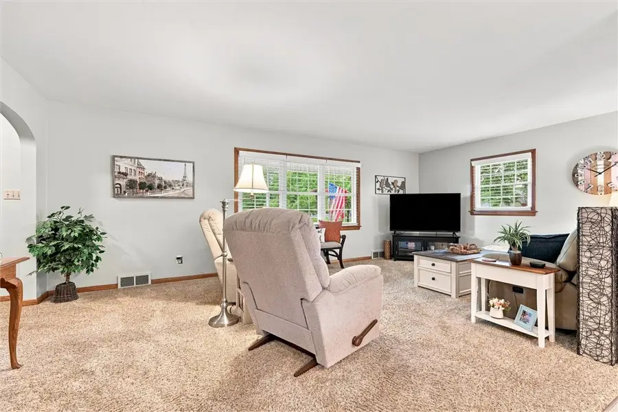 2229 King Dr, Hermitage, PA 16148 - #3