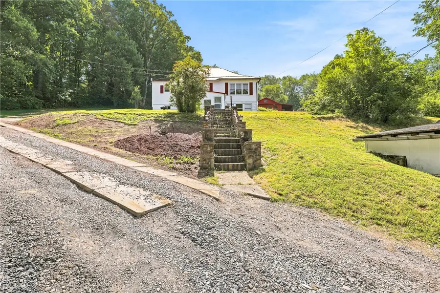 412 E Jackson Street, Johnstown, PA 15909 - #2