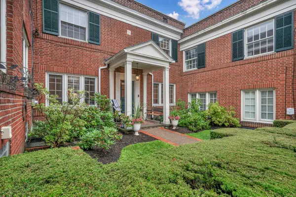 928 Bellefonte Street, Pittsburgh, PA 15232