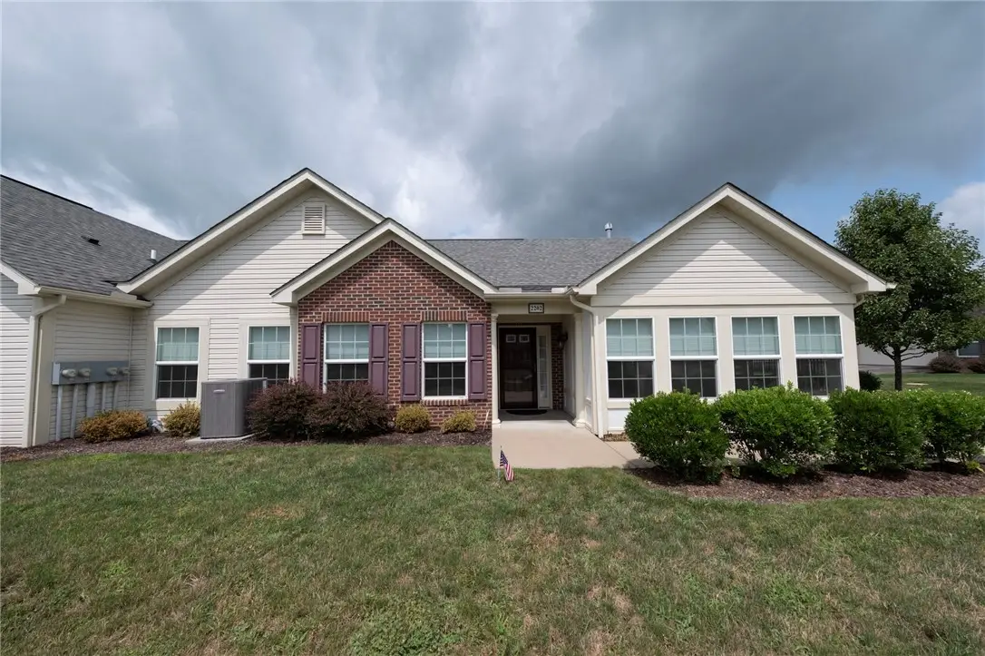 2202 Tudor Dr, Butler, PA 16001 - #1