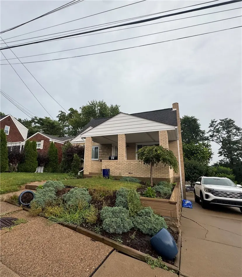 219 Magnolia St, Homestead, PA 15120 - #2