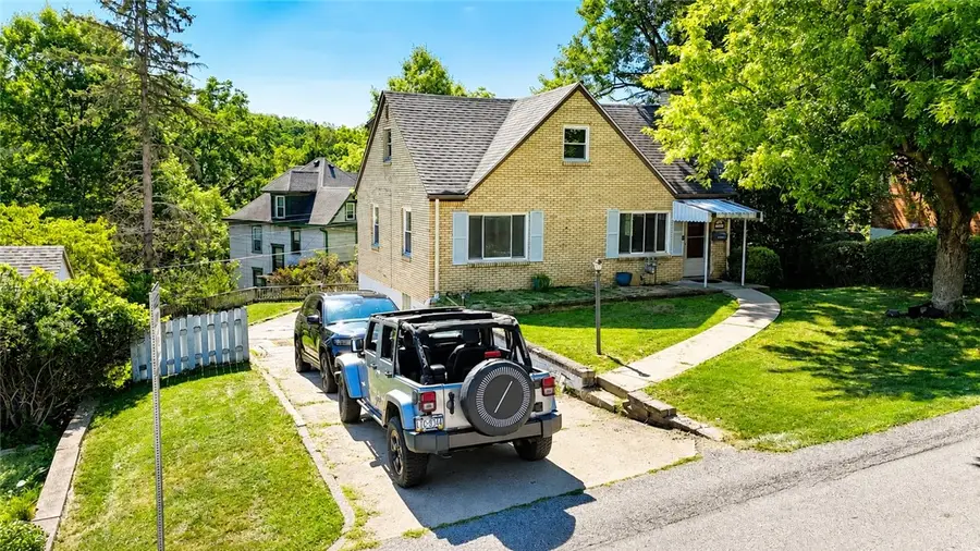 1046 Hastie Rd, Pittsburgh, PA 15234 - #2