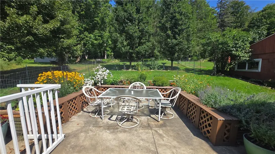 420 N Keel Ridge Rd, Hermitage, PA 16148 - #3