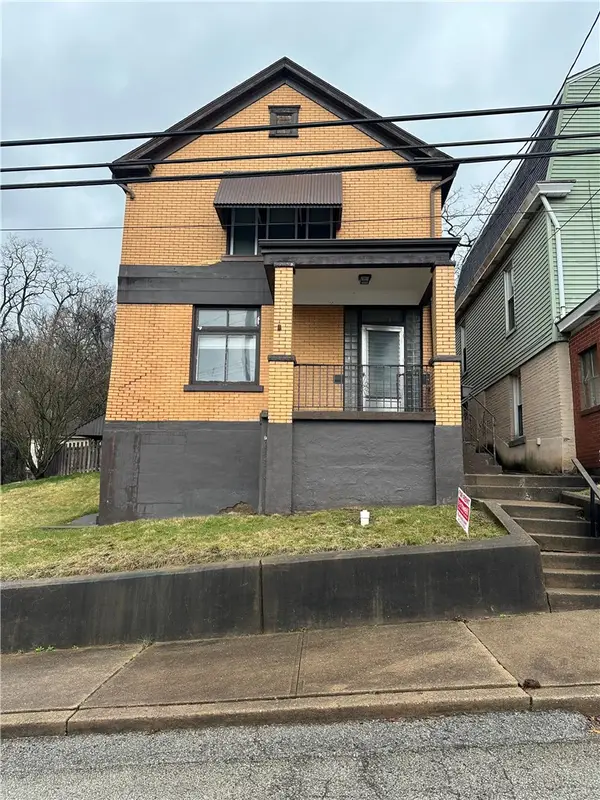212 Fairview Ave, East Pittsburgh, PA 15112