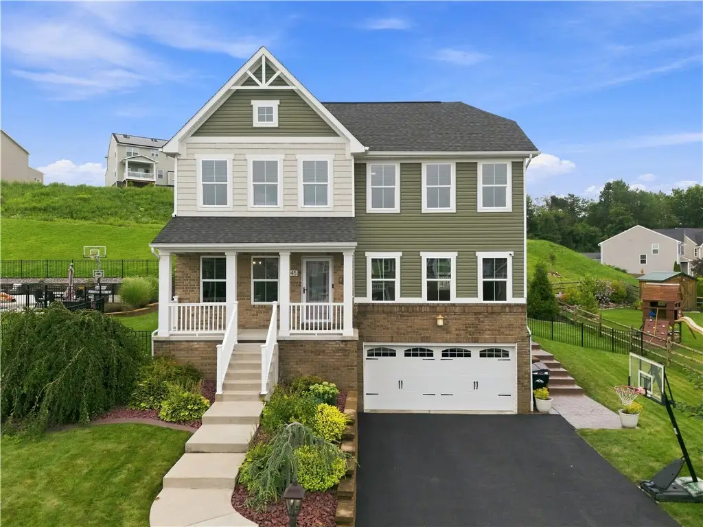 7645 Dominick Dr, Irwin, PA 15642 - #1
