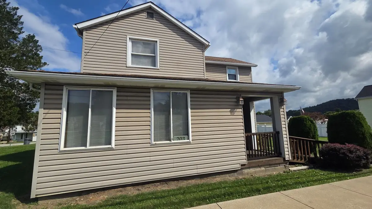 203 Indiana Avenue, Avonmore, PA 15618 - #1