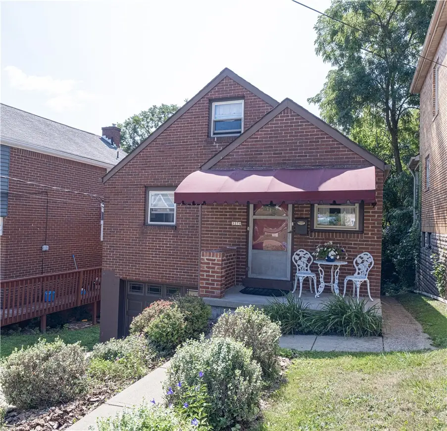 3275 Waltham Ave, Pittsburgh, PA 15216 - #1