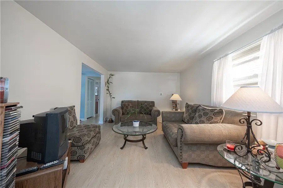 3275 Waltham Ave, Pittsburgh, PA 15216 - #3