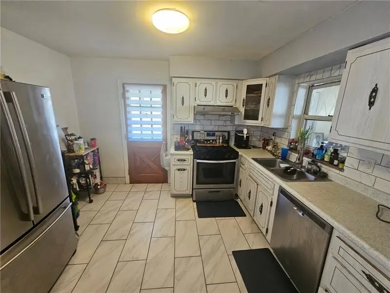 3206 Maryland Ave, North Versailles, PA 15137 - #3