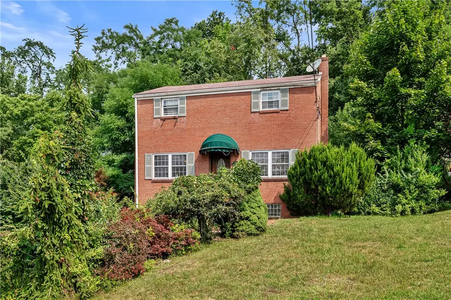 137 Macek Dr, Pittsburgh, PA 15227 - #2