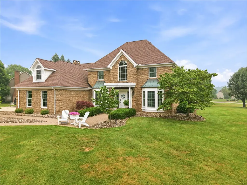 967 Lexington Dr, Hermitage, PA 16148 - #1