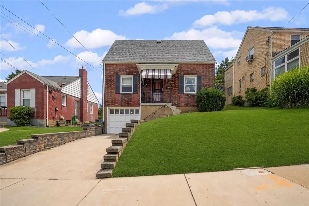 1422 Simona Dr, Pittsburgh, PA 15201 - #1