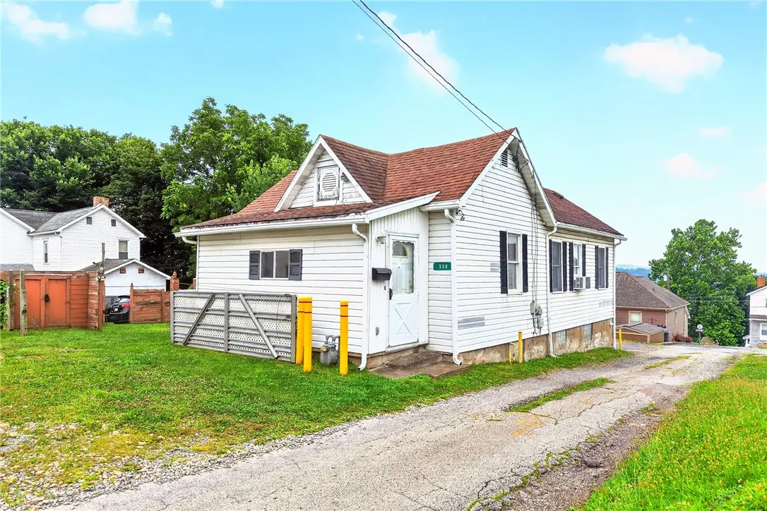 338 E Crawford Ave, Connellsville, PA 15425 - #1